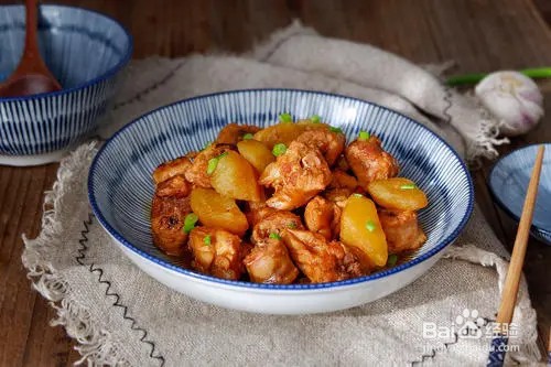 鸡脖子炖土豆