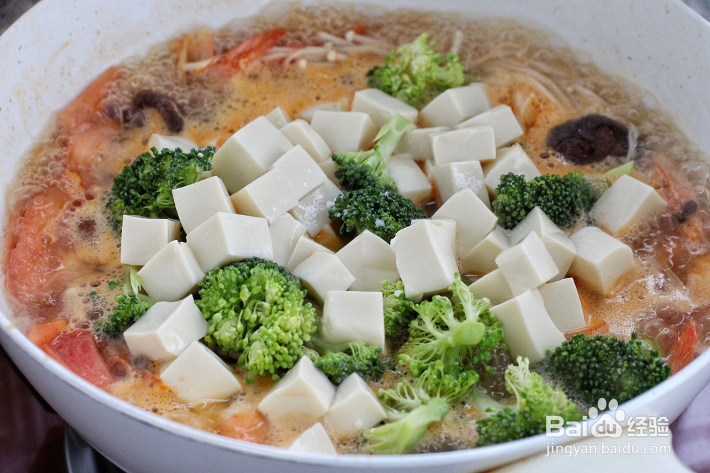 暖胃蔬菜大虾豆腐汤