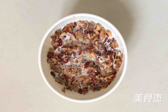 酥顶红枣糕的做法