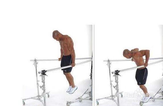 快速练胸肌的几个动作