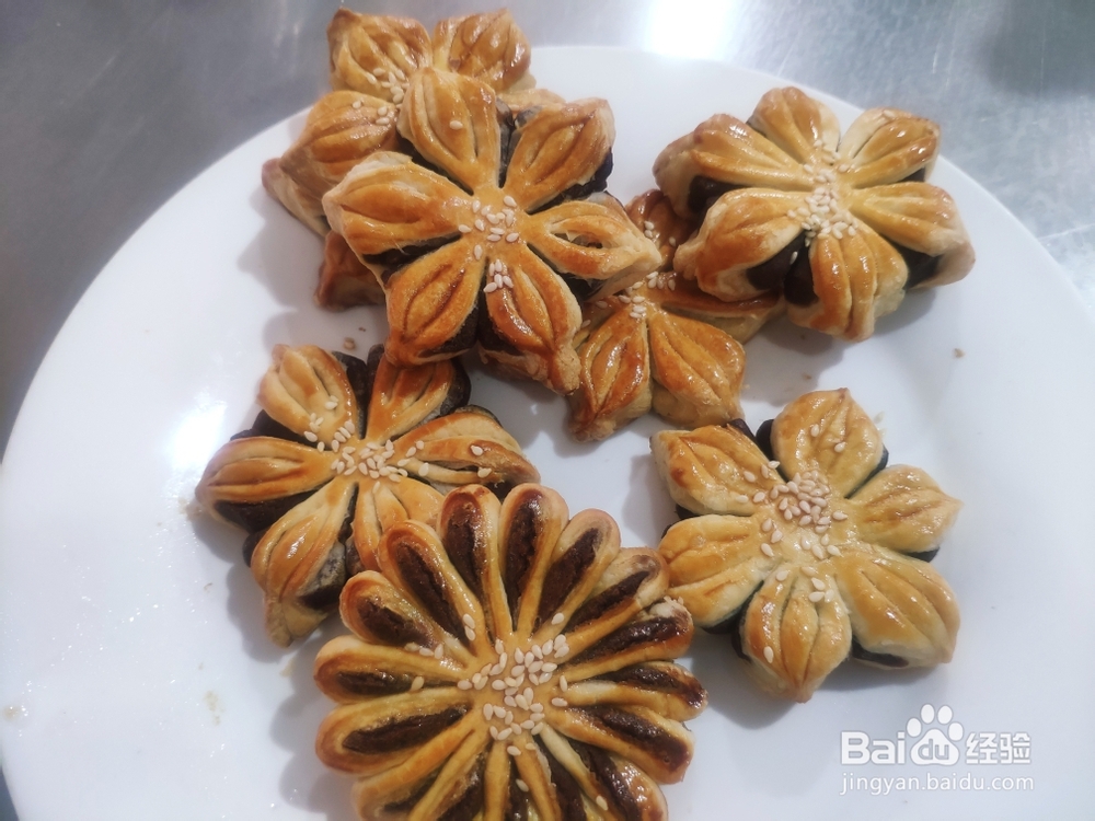 好吃不腻的菊花桃花酥