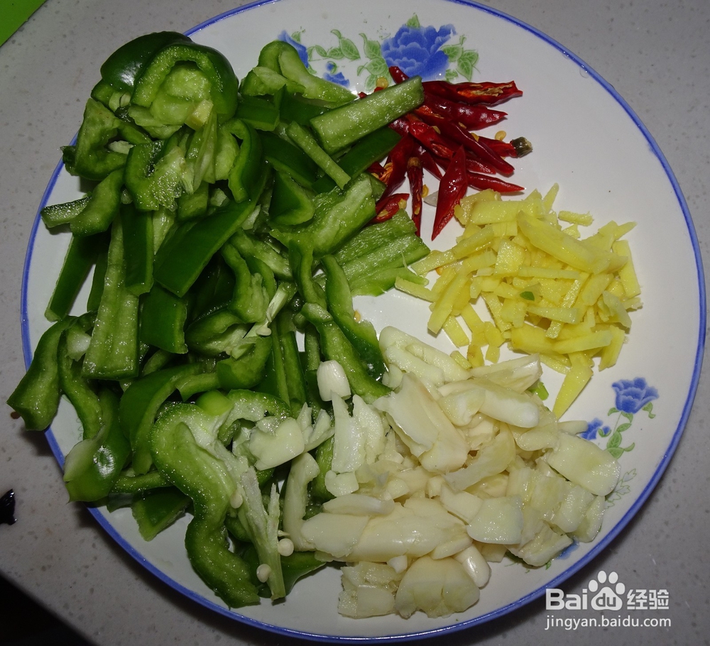 美食-------青椒炒莴苣