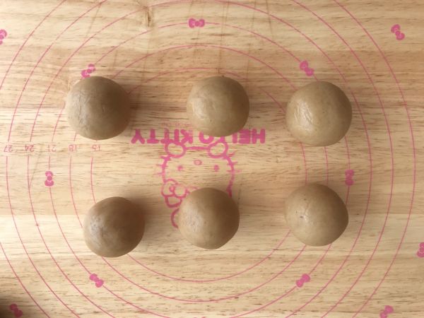 莲蓉蛋黄螃蟹月饼