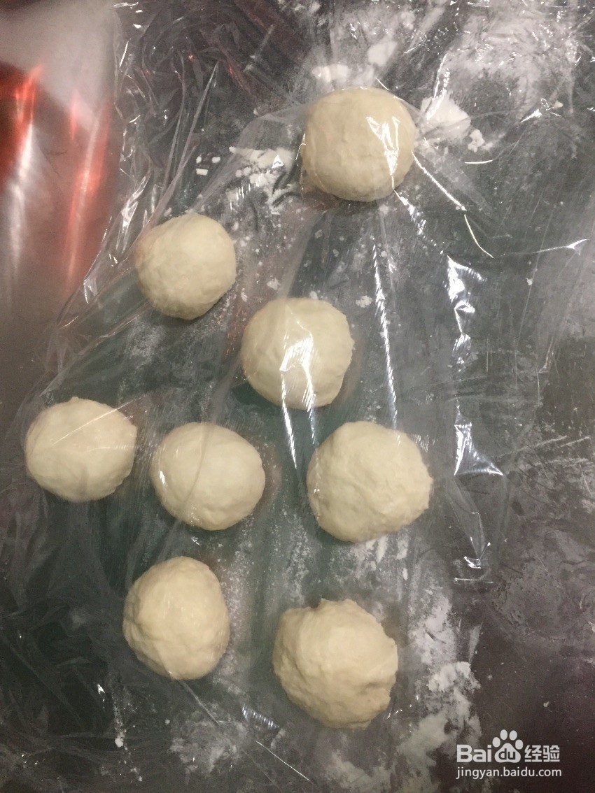 花朵豆沙面包怎么做