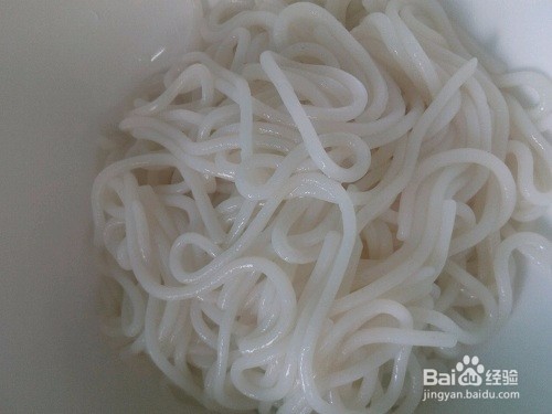特色清江鱼片炖米粉