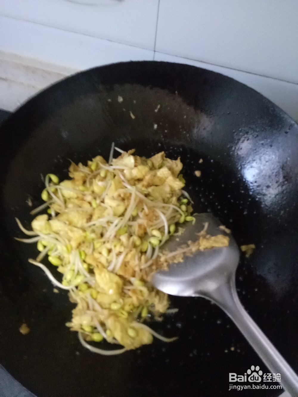 家常豆芽炒鸡蛋