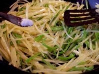 青椒土豆丝的简便做法