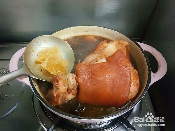 过年大菜煮肘子