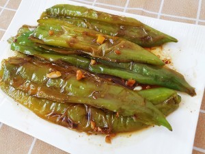 教你做下饭菜虎皮尖椒（虎皮小技巧）