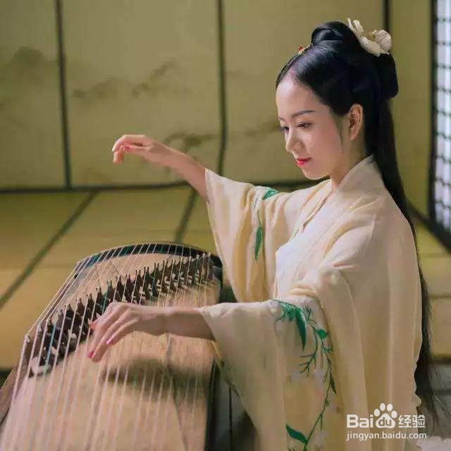 古筝演奏时如何巧妙运用肢体动作