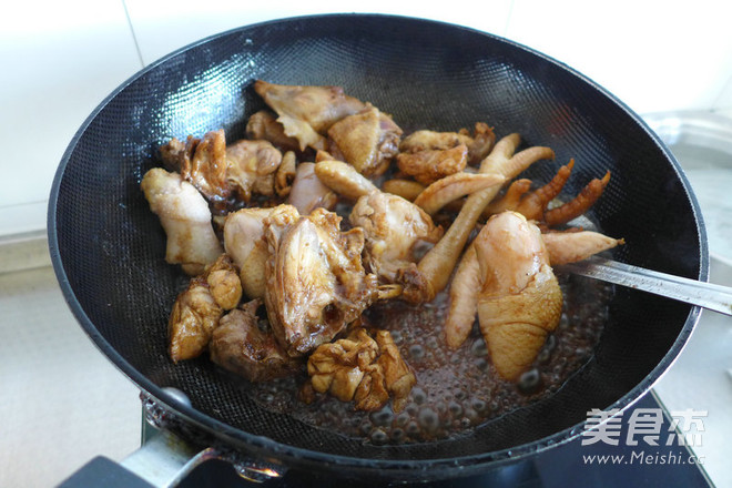 小鸡炖蘑菇的做法
