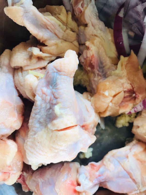 蒜香奶油烤鸡腿