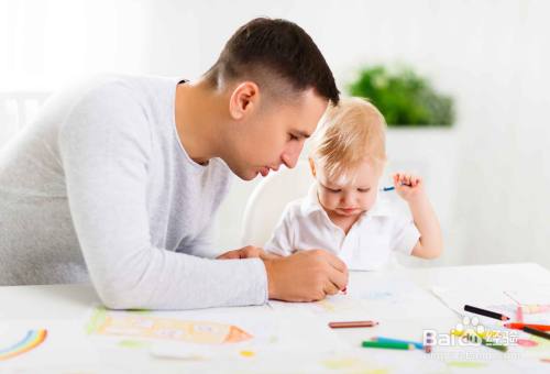怎样培养婴儿的绘画兴趣？
