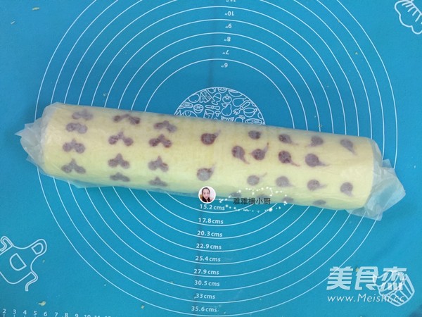 彩绘爱心蛋糕卷