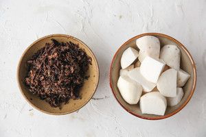 梅干菜芋艿烧排骨