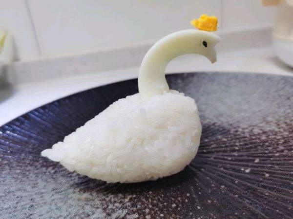 蔬菜汤汁天鹅米饭