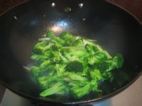家常版西兰花炒腊肠