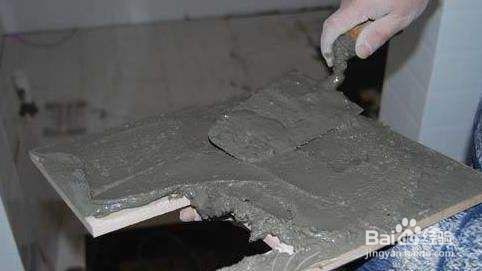 木板上贴瓷砖最好方法