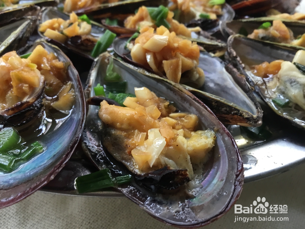 自己做蒜蓉蒸青口贝海鲜美食