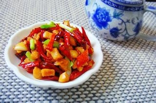 经典川菜——辣子鸡丁