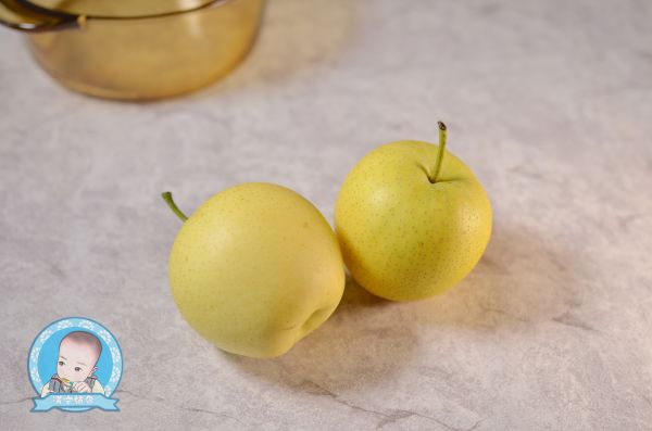 冰糖杏仁雪梨羹