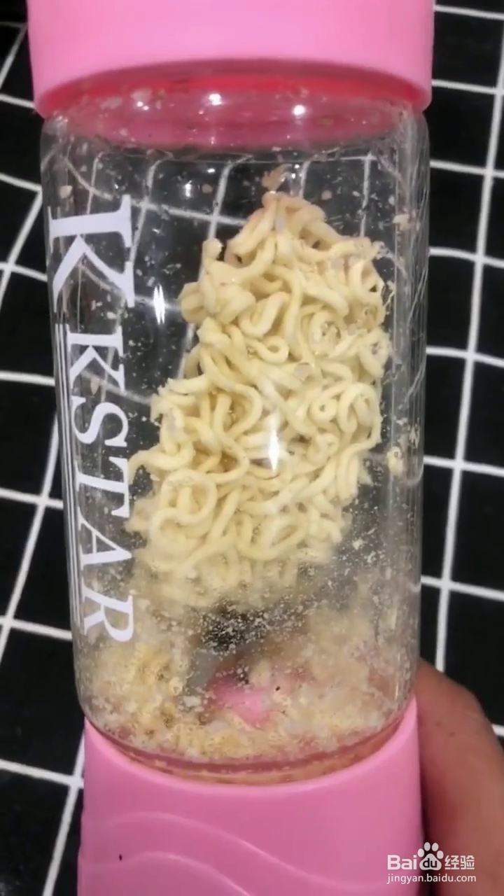 如何制作好吃的方便面油饼