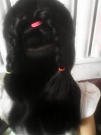 女孩简单可爱心形的辫子