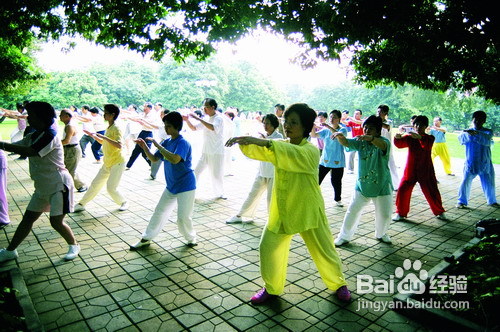 喜欢斗地主的老年人有哪些需注意的营养问题