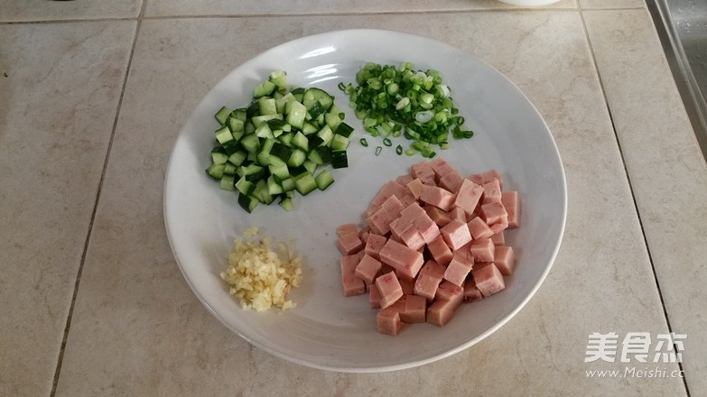 午餐肉蛋炒饭
