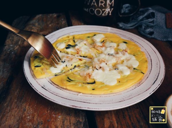 奶酪带子黄瓜烘蛋饼