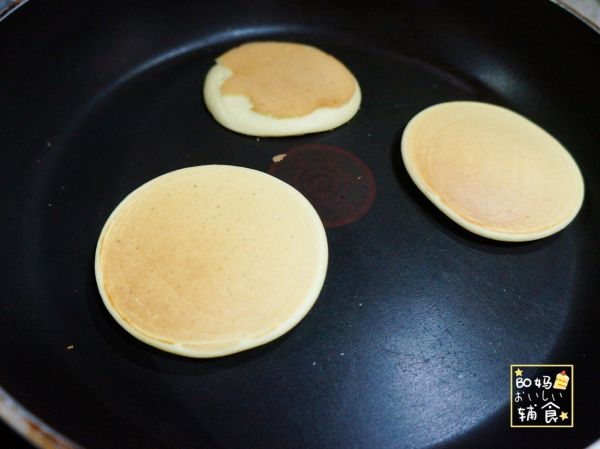 牛油果香蕉松饼