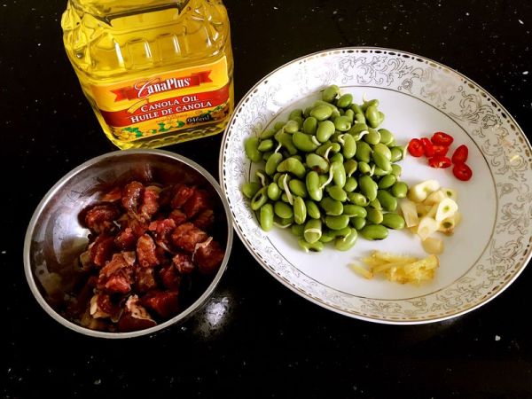 青豆炒黑椒牛肉粒