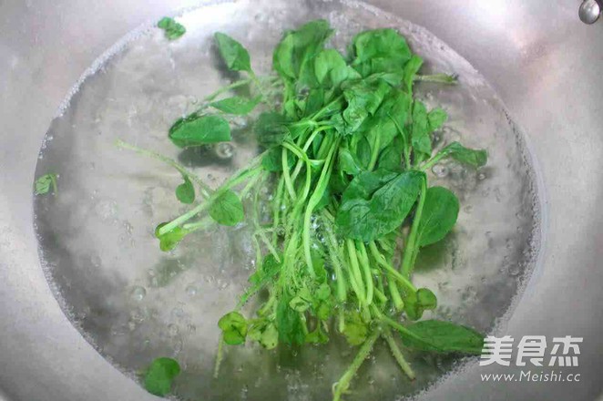 板栗鸡肉粥的做法