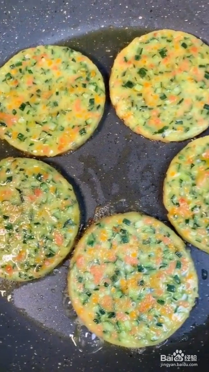 如何自制美味好吃的蔬菜馅饼