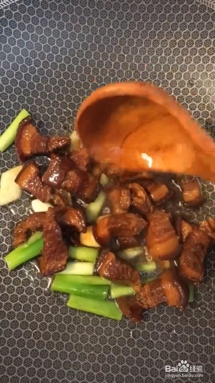 如何自制美味好吃的东北豆角焖面