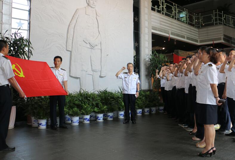 大学一年有几次入党机会