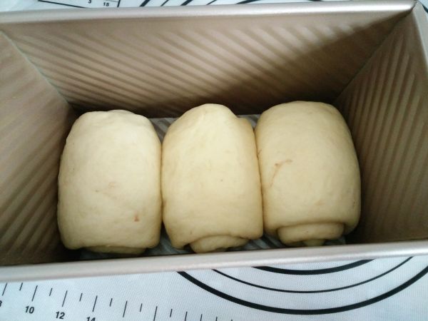 淡奶油豆沙土司