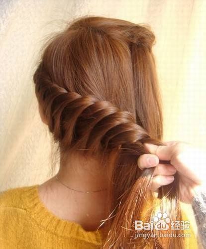 教你DIY超美韩式编发 分分钟就搞定
