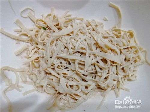 凉拌荠菜百页丝的做法