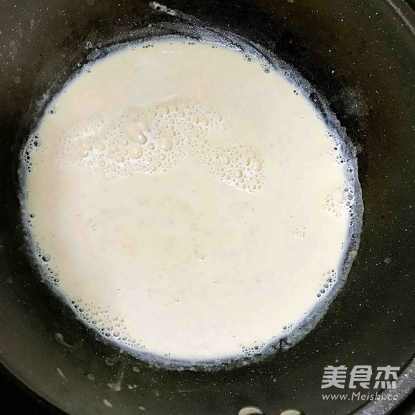 冬日暖饮—焦糖奶茶