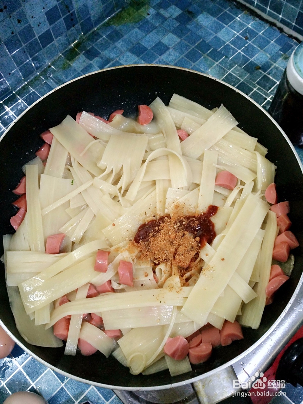香菜火腿炒冷面