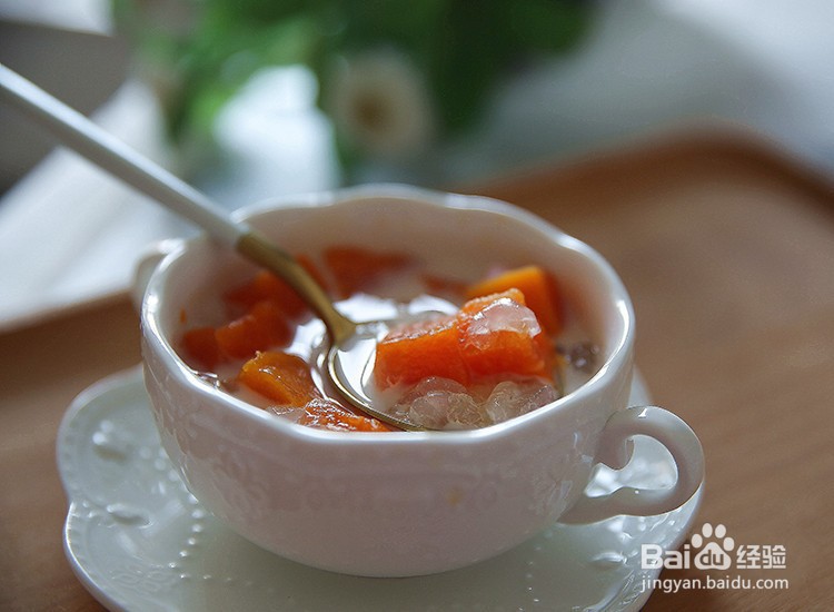 木瓜牛奶炖雪蛤