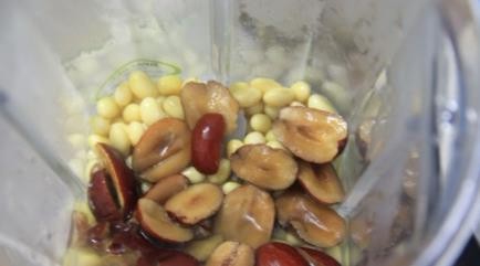 红枣养生豆浆