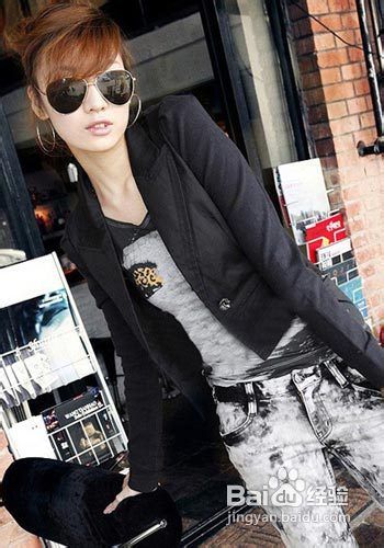 夏末初秋是时候穿上小西装外套的混搭了