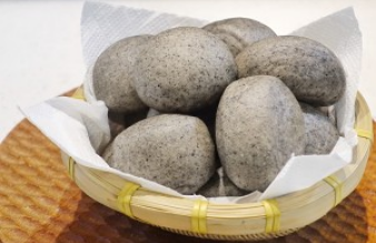养生的黑芝麻小馒头好吃哦