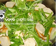 芹菜素鸡烧腐竹