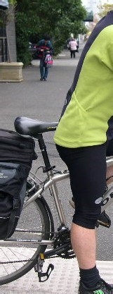 正确安全骑山地车姿势