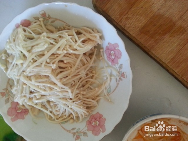 菠菜金针肉～一道很好吃的荤菜