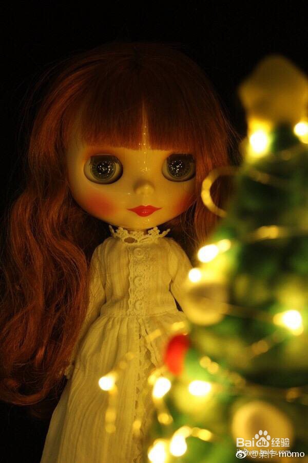 冬日暖暖的羊毛毡圣诞树