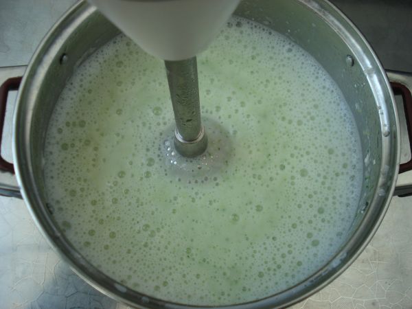 西兰花土豆奶酪浓汤